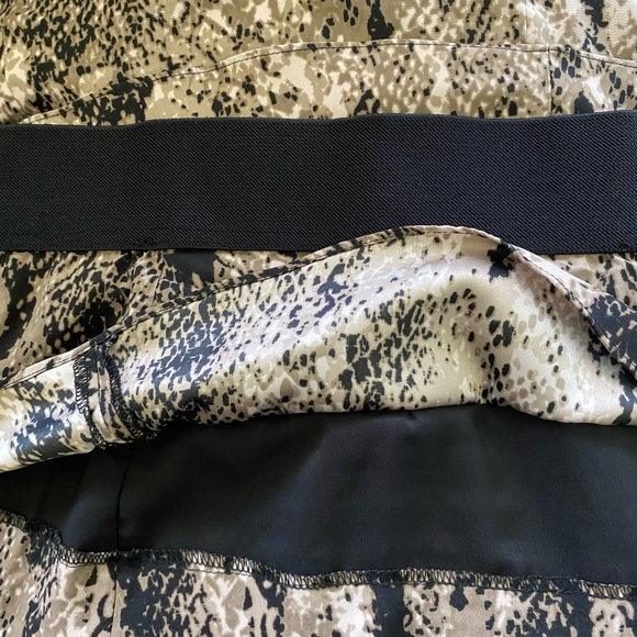 Alfani Skirt Women’s Sz 2 Black Taupe Cream Snake-print Ruffle Tiered Lined - Picture 7 of 9